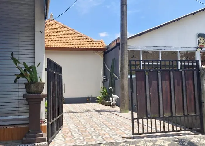 The Sangka Hostel Selat